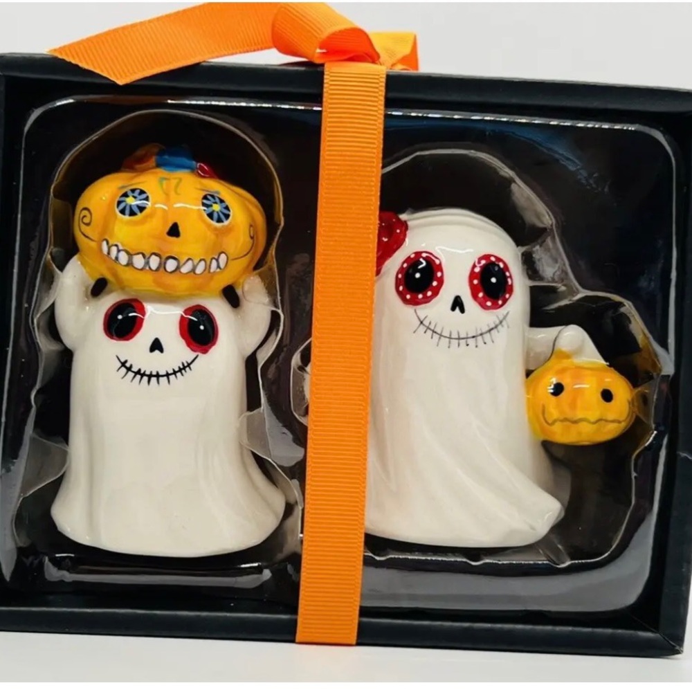 Blue Sky Clayworks Halloween Ghost & Pumpkin SALT PEPPER SHAKERS DAY OF DEAD
